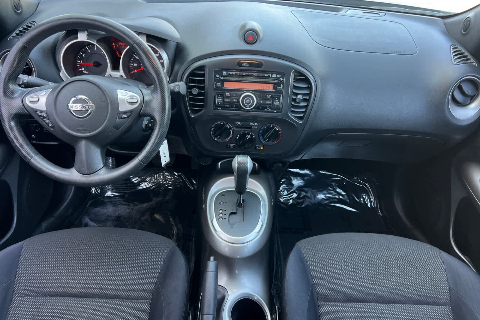 Used 2013 Nissan Juke S FWD image 3