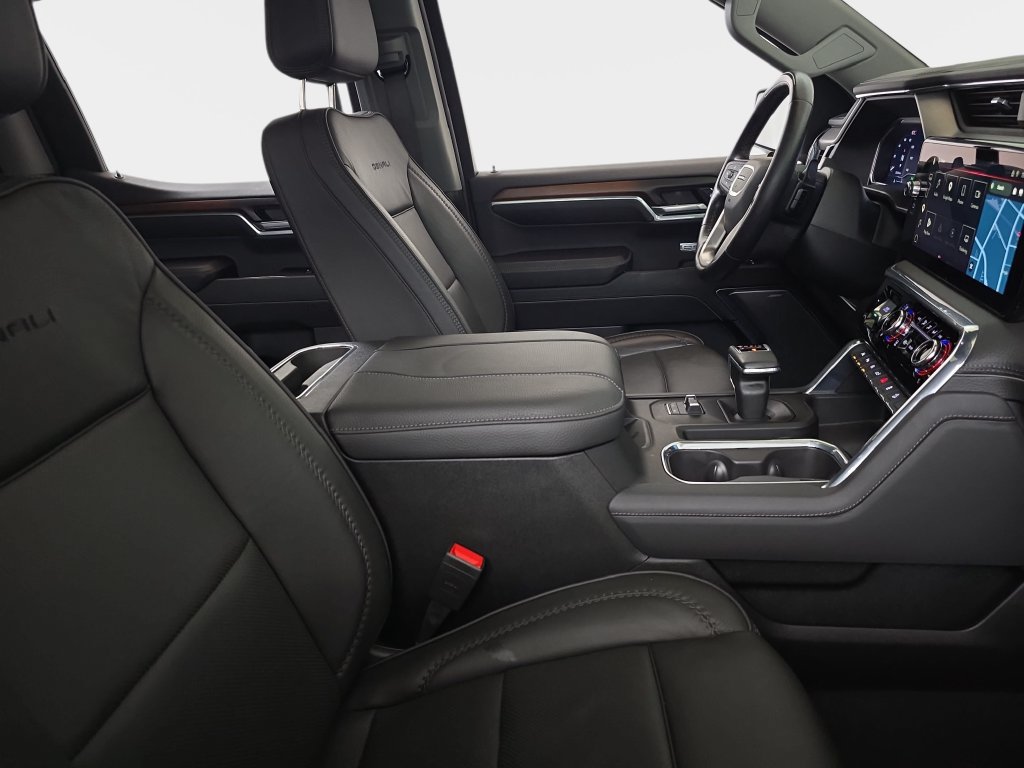 Used 2024 GMC Sierra 1500 Denali AWD/4WD image 10