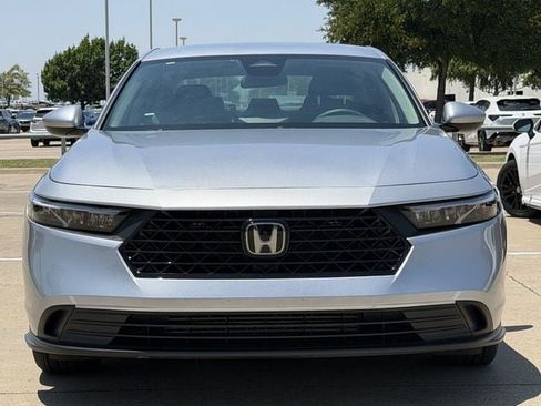 Used 2025 Honda Accord LX image 7