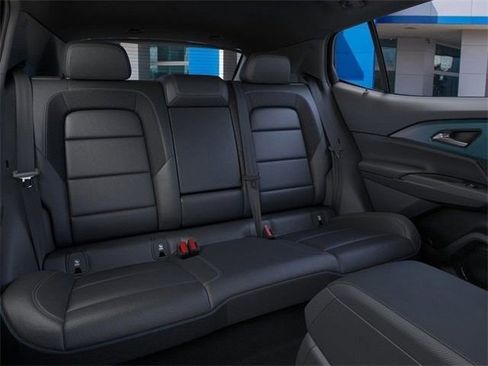 New 2026 Chevrolet Equinox EV LT image 19