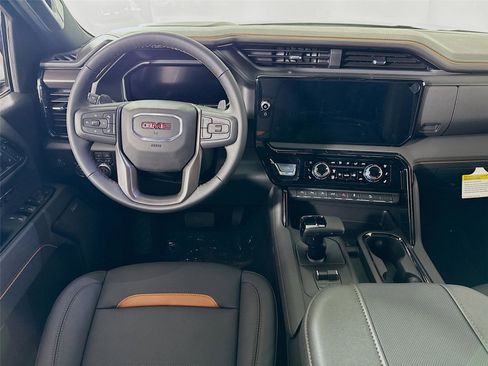 New 2026 GMC Sierra 1500 AT4 w/ AT4 Premium Package image 2