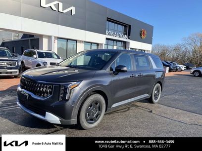 New 2026 Kia Carnival LX