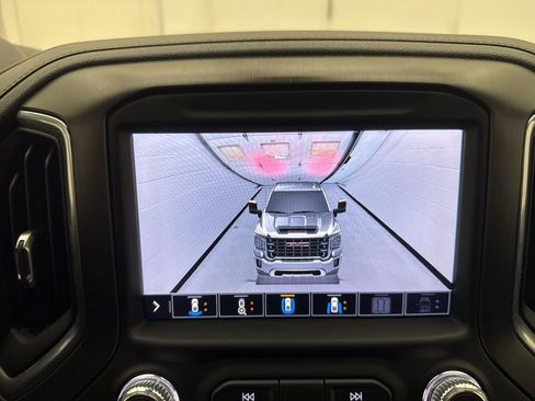 Used 2021 GMC Sierra 2500 AT4 w/ AT4 Premium Plus Package AWD/4WD image 32