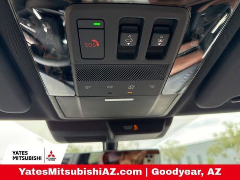 New 2026 Mitsubishi Outlander SEL image 16