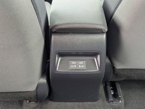 Used 2024 Toyota Corolla LE FWD image 16