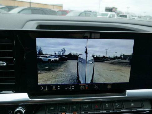 New 2026 GMC Sierra 1500 SLT image 27