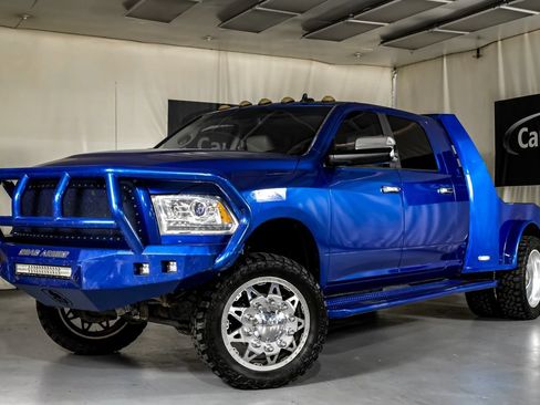 Used 2014 RAM 3500 Laramie AWD/4WD image 4