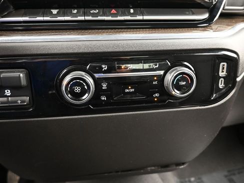 Used 2024 Chevrolet Silverado 2500 LT image 24