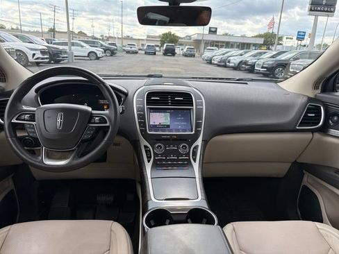 Certified 2020 Lincoln Nautilus Reserve AWD/4WD image 14