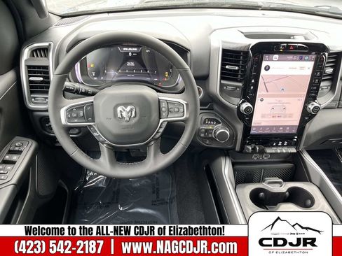 New 2026 RAM 1500 4x4 Crew Cab image 13