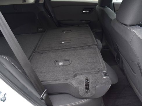 Used 2023 Nissan Rogue SV FWD image 57