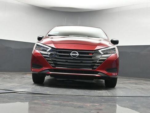 New 2025 Nissan Versa SR w/ Trunk Package image 16