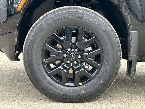 New 2026 Nissan Frontier SV w/ Tow Package AWD/4WD image 5
