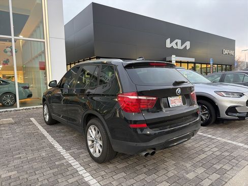 Used 2017 BMW X3 sDrive28i image 11