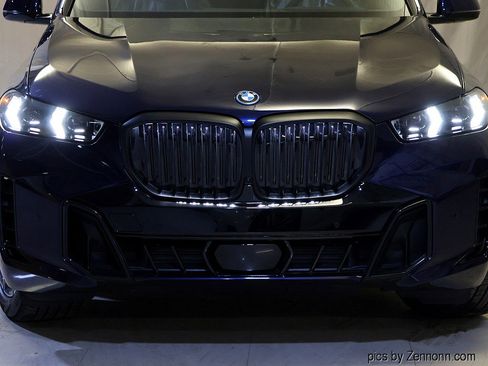 New 2026 BMW X5 xDrive50e w/ M Sport Package image 6