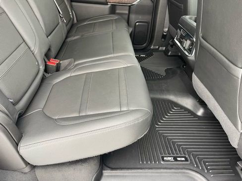 Used 2023 GMC Sierra 3500 Denali image 11