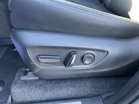 Certified 2025 Toyota Land Cruiser image 19