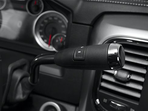Used 2014 RAM 2500 Laramie w/ Convenience Group AWD/4WD image 13