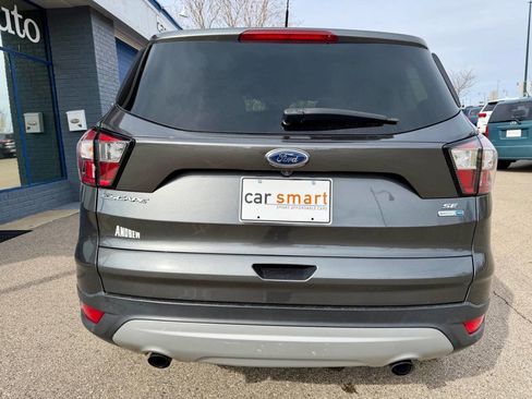 Used 2018 Ford Escape SE AWD/4WD image 10