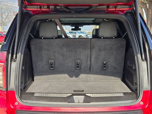 Used 2022 Chevrolet Tahoe Z71 w/ Z71 Off-Road Package image 28