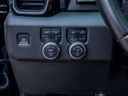 Used 2025 GMC Sierra 2500 Denali Ultimate AWD/4WD image 22