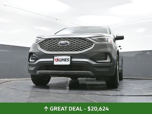Used 2024 Ford Edge SEL image 56