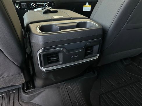 New 2026 GMC Sierra 1500 Elevation image 21