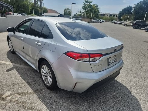 Used 2024 Toyota Corolla LE w/ LE Convenience Package FWD image 3