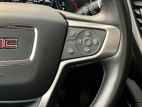 Used 2021 GMC Acadia AT4 w/ Technology Package image 12