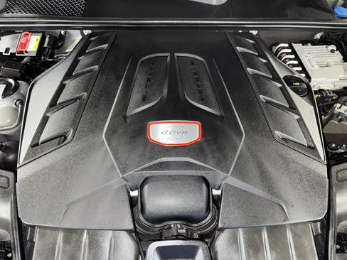 Used 2022 Porsche Cayenne Turbo AWD/4WD image 36