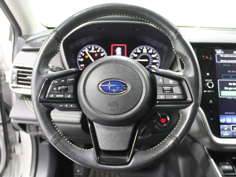 Used 2025 Subaru Outback Onyx Edition image 9