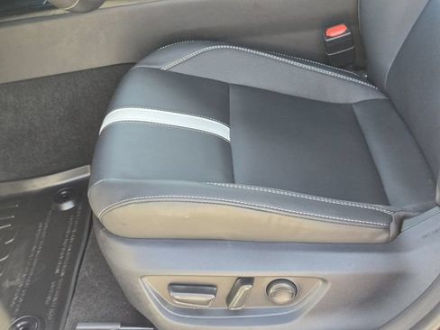 Used 2025 Toyota Camry XLE FWD image 23