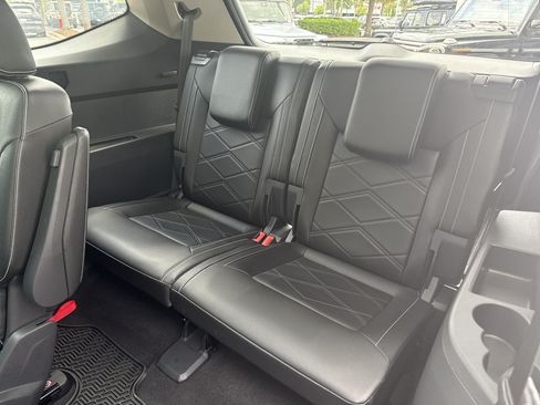 Used 2024 Volkswagen Atlas SE FWD image 29