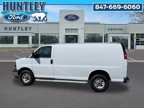 Used 2024 GMC Savana 2500 w/ Driver Convenience Package RWD image 7