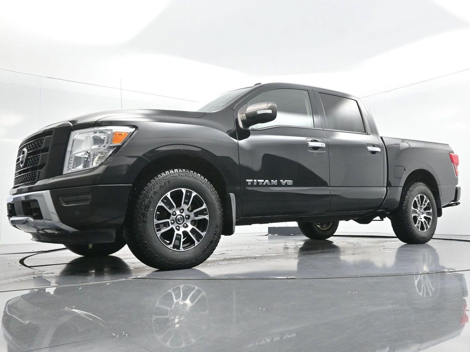 Used 2020 Nissan Titan SV w/ SV Convenience Package AWD/4WD image 48