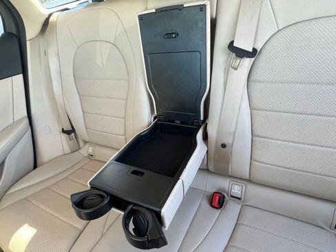 Used 2022 Mercedes-Benz GLC 300 4MATIC w/ Premium Package Lite image 16