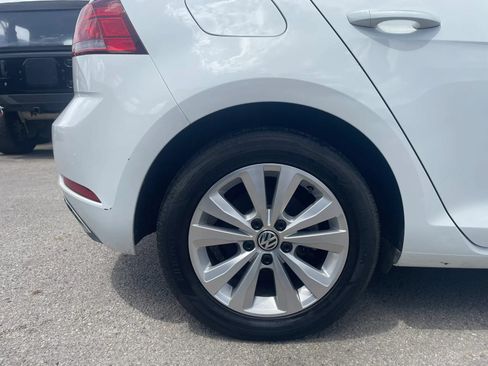 Used 2018 Volkswagen Golf SE FWD image 32