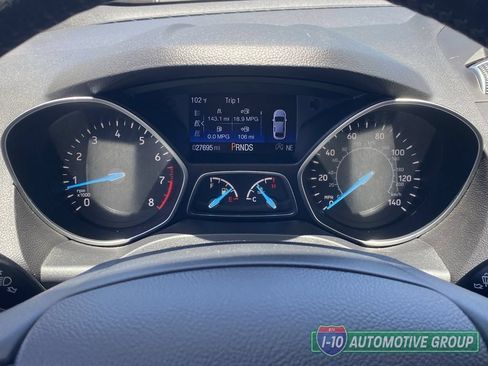 Used 2017 Ford Escape Titanium FWD image 31