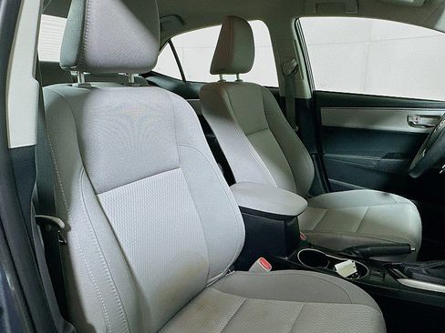 Used 2014 Toyota Corolla LE image 25