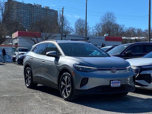 Used 2023 Volkswagen ID.4 Pro image 1