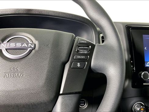 Used 2024 Nissan Frontier SV w/ Technology Package RWD image 26