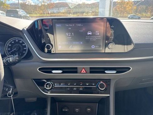 Used 2023 Hyundai Sonata SE w/ Cargo Package image 12