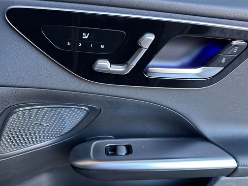 New 2025 Mercedes-Benz C 300 4MATIC Sedan image 20