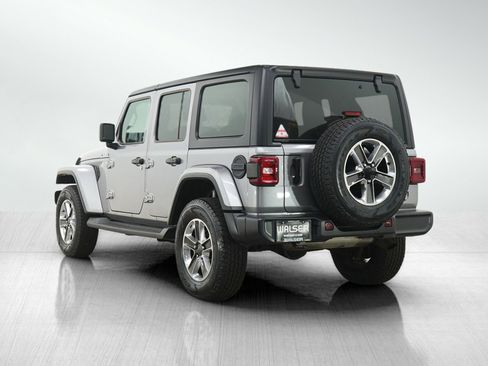 Used 2020 Jeep Wrangler Unlimited Sahara w/ Dual Top Group AWD/4WD image 3