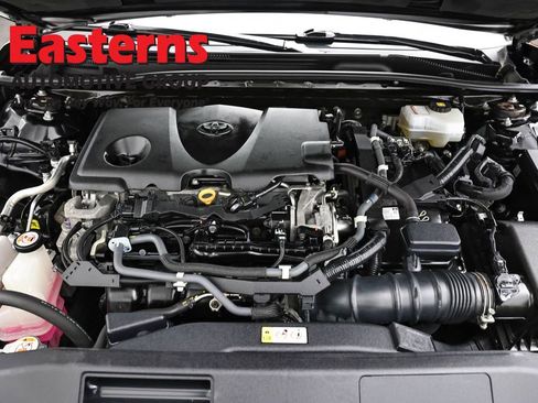 Used 2020 Toyota Camry LE w/ Sunroof Package FWD image 7