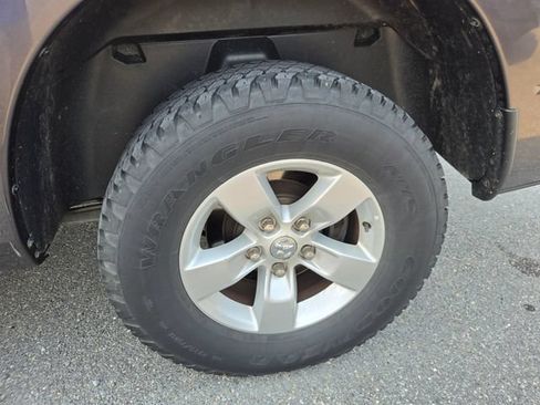 Used 2015 RAM 1500 Tradesman w/ Popular Equipment Group AWD/4WD image 29