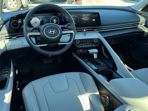 New 2026 Hyundai Elantra Limited image 7