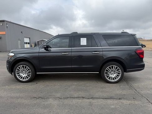 Used 2023 Ford Expedition Max Limited image 4