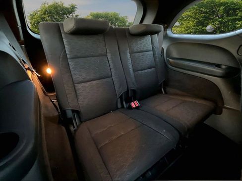 Used 2023 Dodge Durango GT image 27