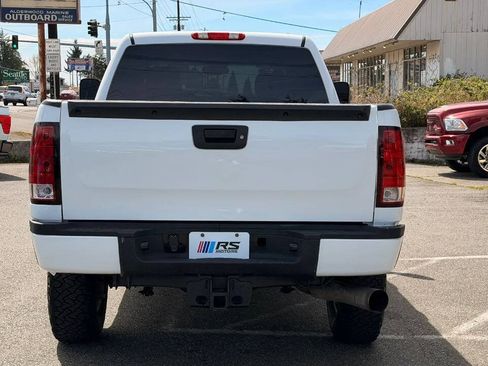 Used 2011 GMC Sierra 2500 SLE AWD/4WD image 4